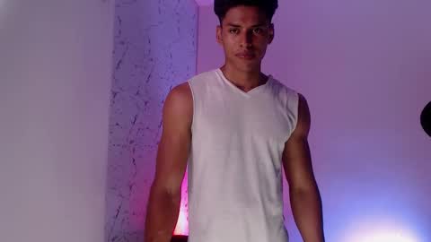 ken__owensx online show from February 20, 6:37 am