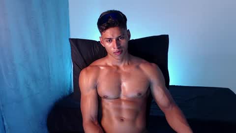 ken__owensx online show from July 1, 6:19 pm