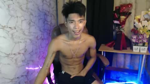 ken_minjun online show from February 20, 8:27 am