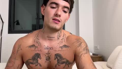 Snapshot of kenboyea_ chatting on September 30, 4:32 pm luis carlos esteban online show from September 30, 4:32 pm