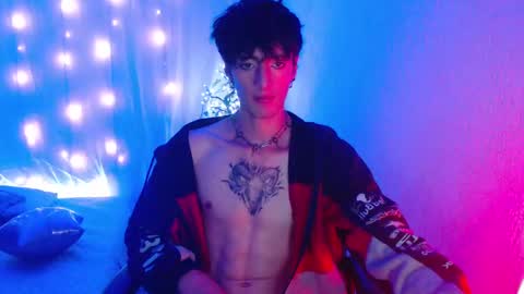 Snapshot of kenny__hot chatting on December 21, 4:25 pm kenny online show from December 21, 4:25 pm