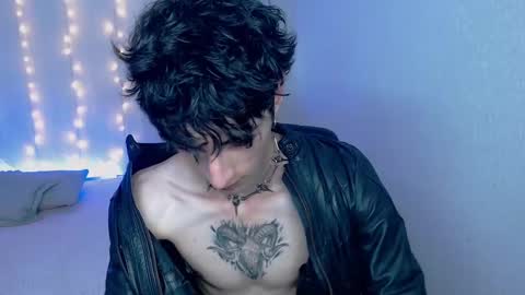 Snapshot of kenny__hot chatting on December 12, 3:59 pm kenny online show from December 12, 3:59 pm