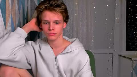 kenordi online show from March 6, 5:43 pm