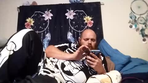 KenotheGrest online show from December 5, 12:30 am