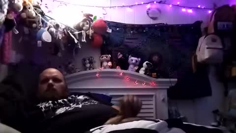 KenotheGrest online show from December 11, 4:05 pm