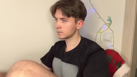 Kero online show from March 24, 5:51 pm