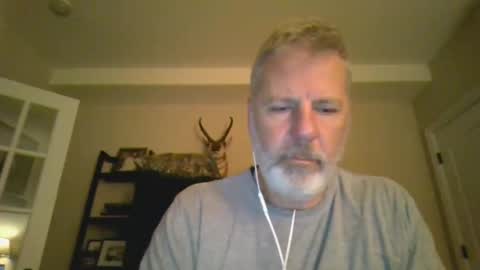 kevin_edges online show from September 15, 10:05 am