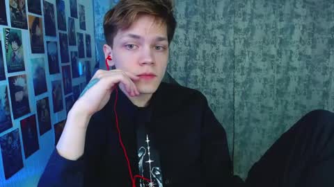 Kevin online show from March 12, 4:31 am