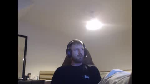 kevinckristensen online show from May 4, 12:45 am
