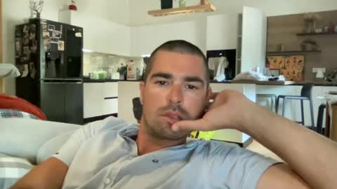kevinpillobello online show from July 13, 5:15 pm