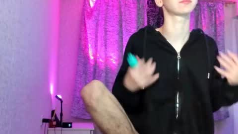 kevinsupershy online show from July 9, 8:12 pm