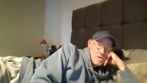 Snapshot of kevlooking4sez chatting on September 10, 5:11 pm kevlooking4sez online show from September 10, 5:11 pm