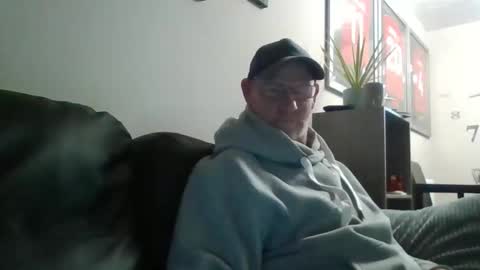 Snapshot of kevlooking4sez chatting on September 23, 7:35 pm kevlooking4sez online show from September 23, 7:35 pm