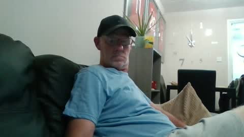kevlooking4sez online show from June 26, 10:01 pm