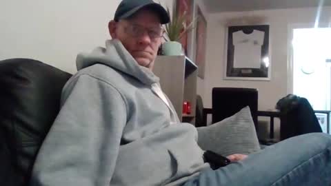 Snapshot of kevlooking4sez chatting on January 12, 8:36 pm kevlooking4sez online show from January 12, 8:36 pm
