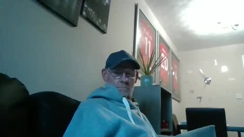Snapshot of kevlooking4sez chatting on September 13, 5:58 pm kevlooking4sez online show from September 13, 5:58 pm