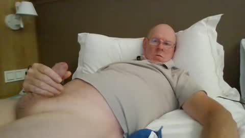 Snapshot of kevlooking4sez chatting on October 15, 6:04 pm kevlooking4sez online show from October 15, 6:04 pm