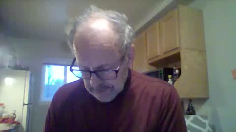 Snapshot of kfries chatting on January 4, 11:17 pm Kent online show from January 4, 11:17 pm