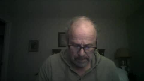 Snapshot of kfries chatting on December 27, 1:00 am Kent online show from December 27, 1:00 am