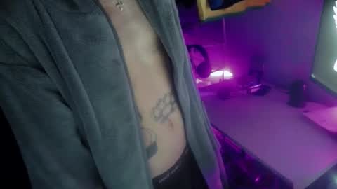 khalifa_g online show from February 20, 9:00 am