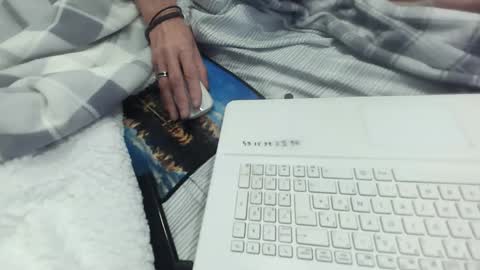 kiki3366 online show from February 7, 8:32 am