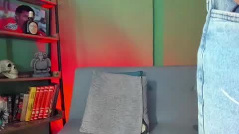 Snapshot of kimerico_04 chatting on December 29, 12:30 am ISAAC online show from December 29, 12:30 am