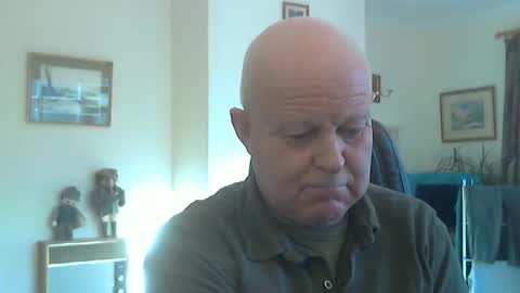 kindahairy4u online show from December 29, 12:34 pm