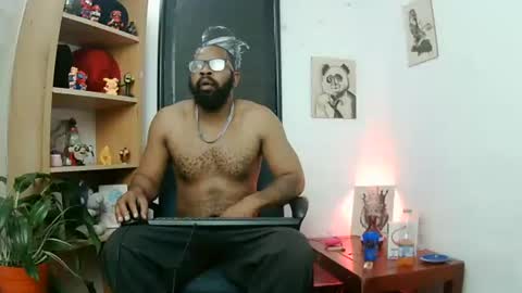 Snapshot of king_mallik chatting on October 22, 4:21 pm Malik online show from October 22, 4:21 pm