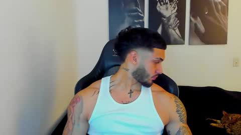 Snapshot of king_of_kings__ chatting on October 24, 11:50 pm king_of_kings__ online show from October 24, 11:50 pm