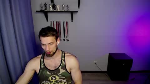 Snapshot of king_pong chatting on December 8, 8:36 pm king_pong online show from December 8, 8:36 pm