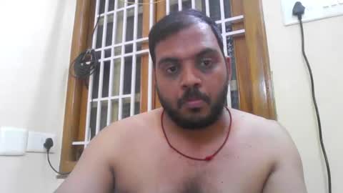 Snapshot of kingalpines1 chatting on October 25, 5:47 pm kingalpines1 online show from October 25, 5:47 pm