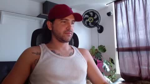 Snapshot of kingcat420 chatting on December 21, 8:00 pm Jake online show from December 21, 8:00 pm