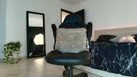 Snapshot of kinglatinlover chatting on September 24, 11:30 am George Santos online show from September 24, 11:30 am