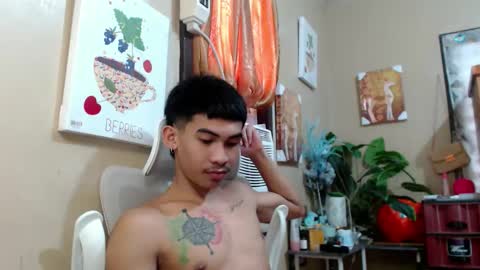 Snapshot of kingscock18 chatting on October 17, 8:18 am ALVIN online show from October 17, 8:18 am
