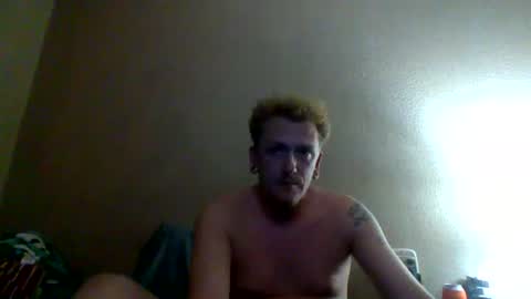 kingtrilla187 online show from August 7, 9:05 am