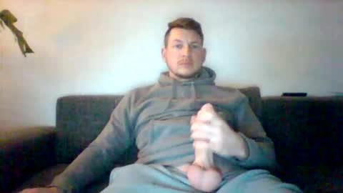 kinkylionboy online show from February 22, 7:48 pm