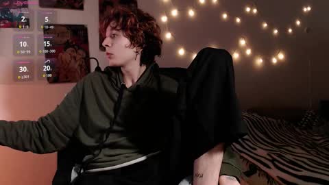 Alan online show from February 21, 7:26 pm