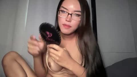 Kitty Grace online show from November 26, 6:05 am