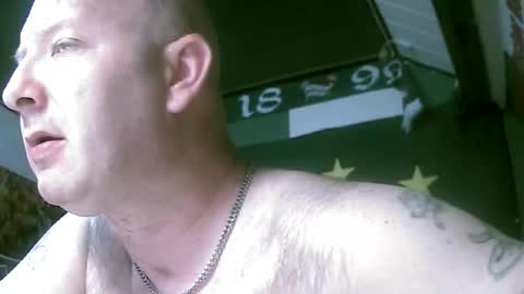 kleinerpenis1234567 online show from May 15, 9:23 pm