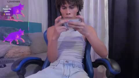 KLEO online show from February 7, 1:57 am