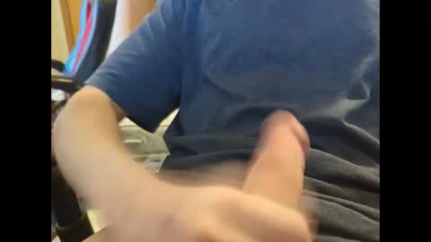 Snapshot of kniloc chatting on February 18, 7:32 pm kniloc online show from February 18, 7:32 pm