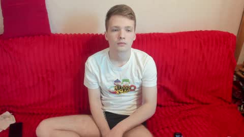 konnor_deviant online show from April 16, 8:58 am