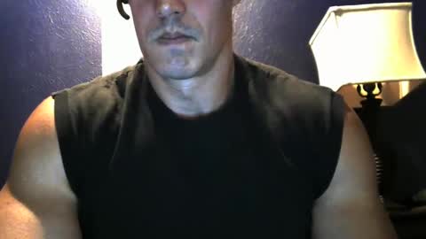 Snapshot of koolchillfun chatting on December 16, 11:28 pm koolchillfun online show from December 16, 11:28 pm