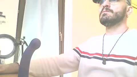 Kratos online show from March 7, 1:09 pm