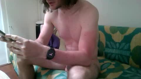 krissifitboy_xxx online show from April 20, 2:19 pm