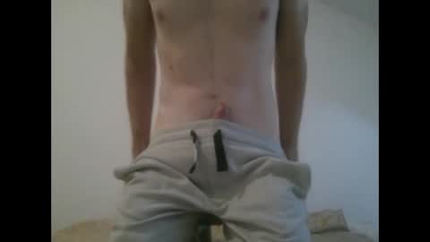 Snapshot of krissifitboy_xxx chatting on September 30, 12:20 pm krissifitboy_xxx online show from September 30, 12:20 pm