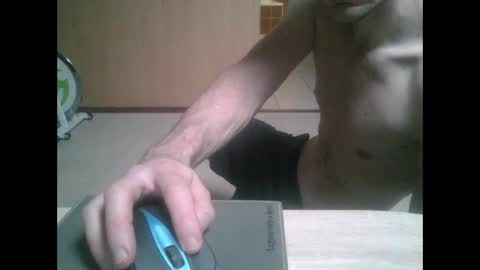 Snapshot of krissifitboy_xxx chatting on January 6, 1:30 pm krissifitboy_xxx online show from January 6, 1:30 pm