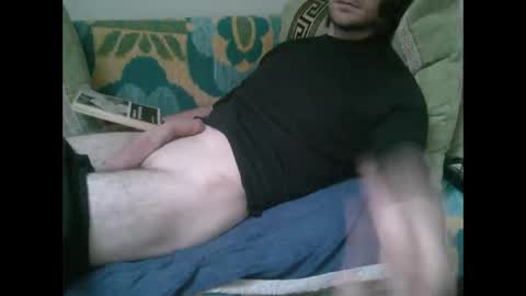 Snapshot of krissifitboy_xxx chatting on January 2, 2:35 pm krissifitboy_xxx online show from January 2, 2:35 pm