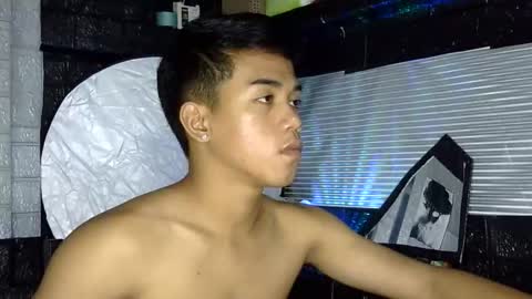 kritthanarkorn online show from February 27, 7:35 pm