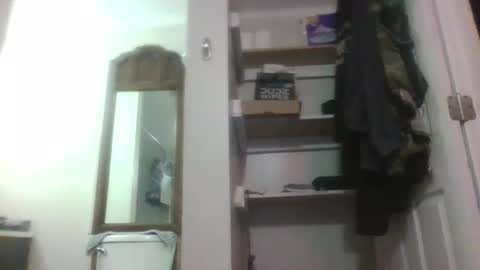 krystltymeup online show from March 1, 8:14 am